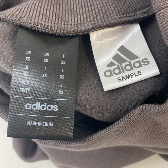 Adidas Crewneck Sweatshirt Unisex Charcoal XS - Picture 10 of 11